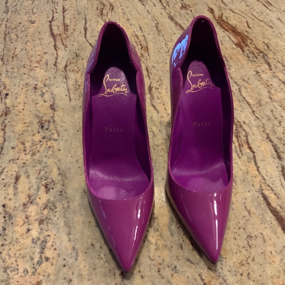 Christian Louboutin - Picture 3 of 6